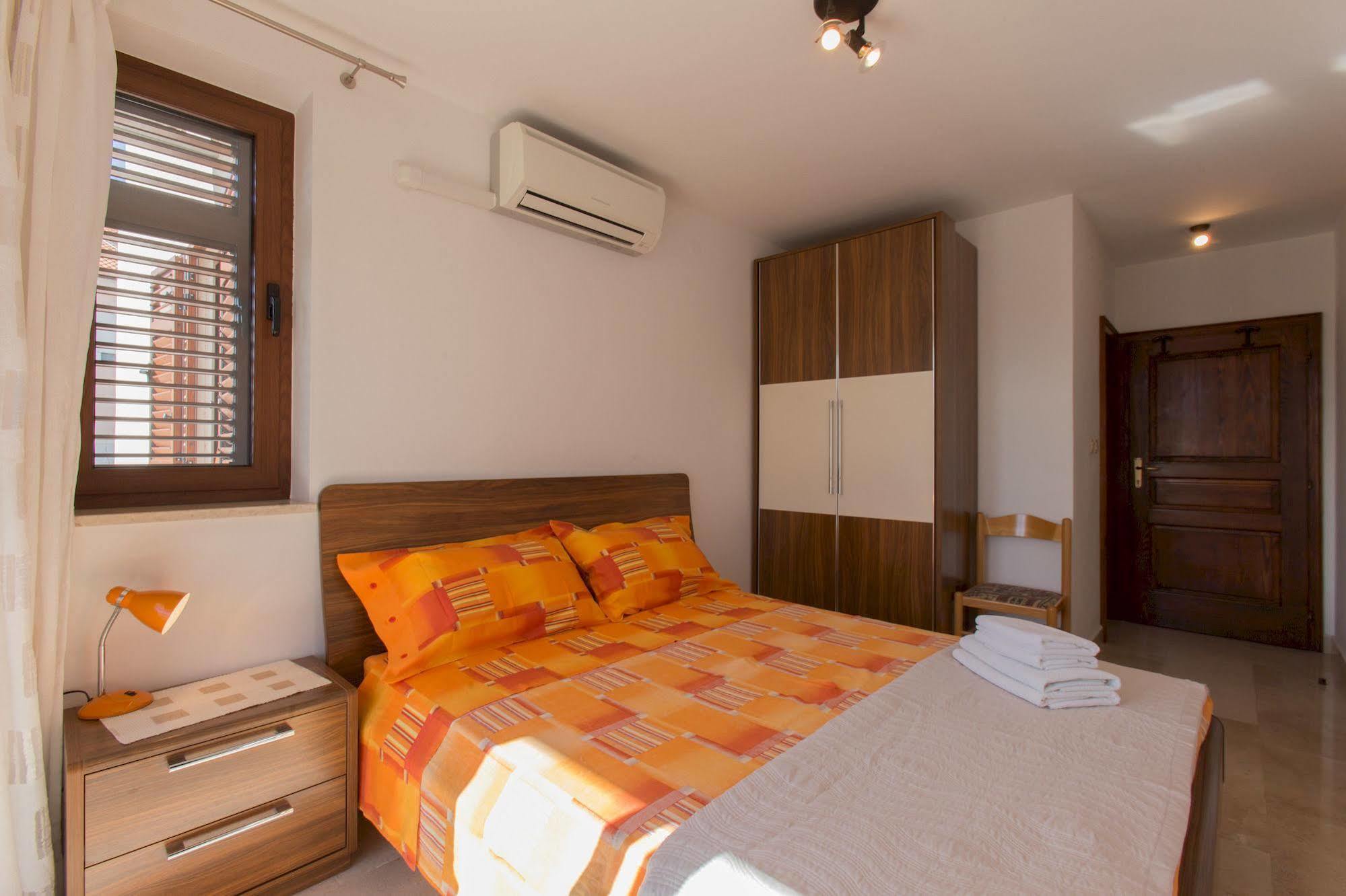 Guesthouse Santin Rovinj Exterior foto